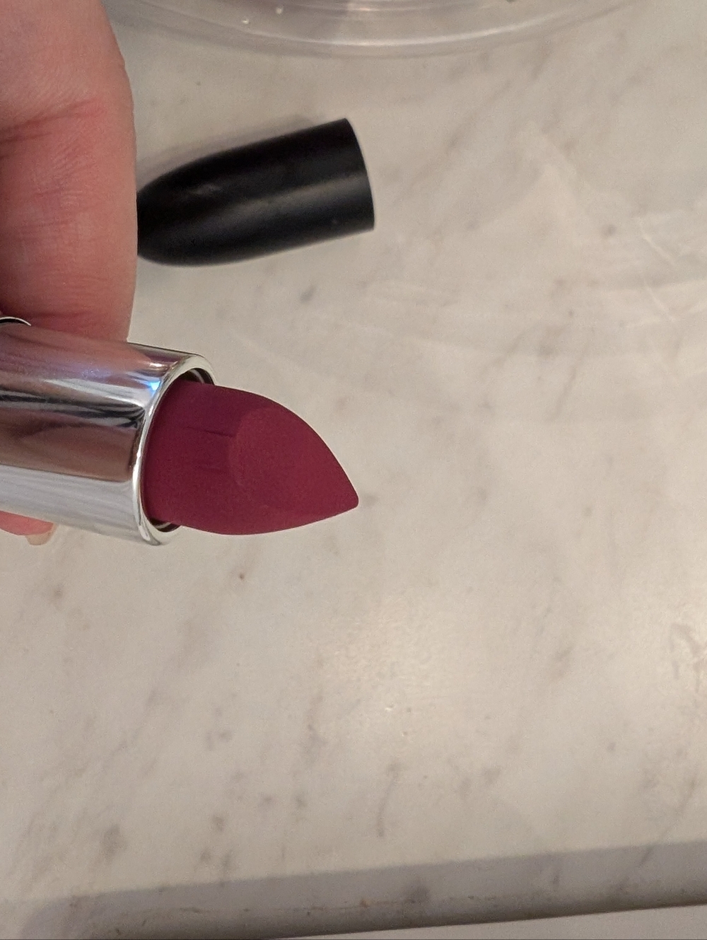 MAC Cosmetics/Brand New Silky Matte Lipstick - Captive Audience - Picture 5 of 5